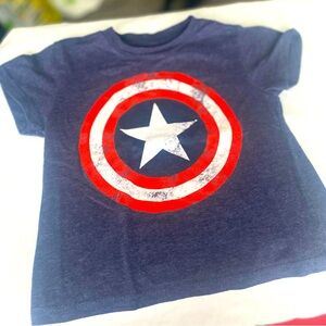 Toddler Boys marvel t-shirt